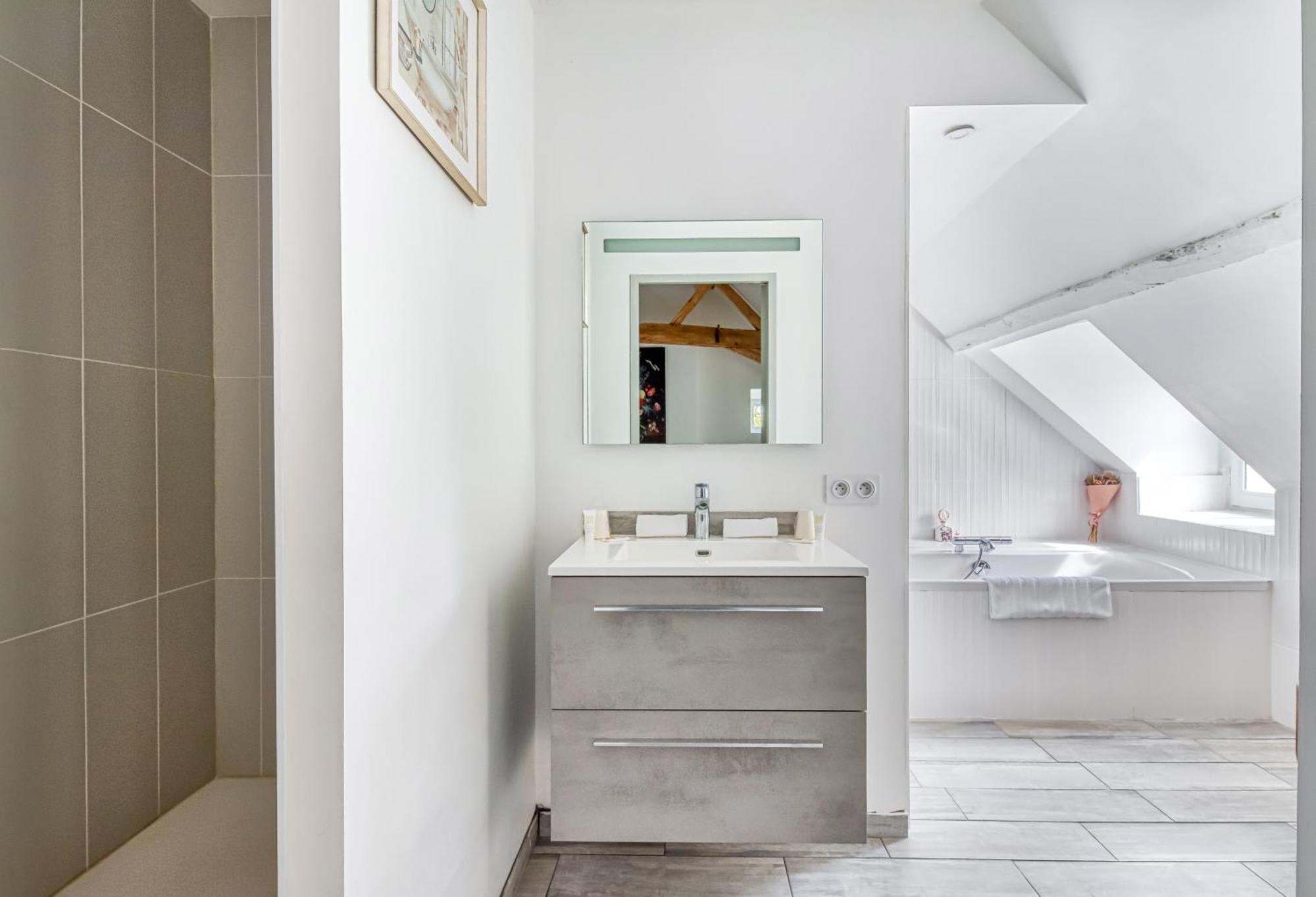 La Fontaine Du Mont Hotel Murs-Erigne Екстериор снимка