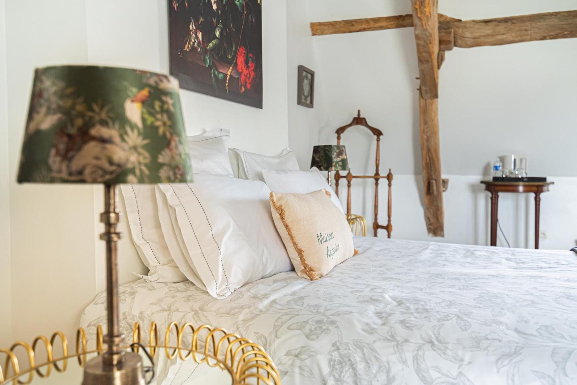 La Fontaine Du Mont Hotel Murs-Erigne Екстериор снимка